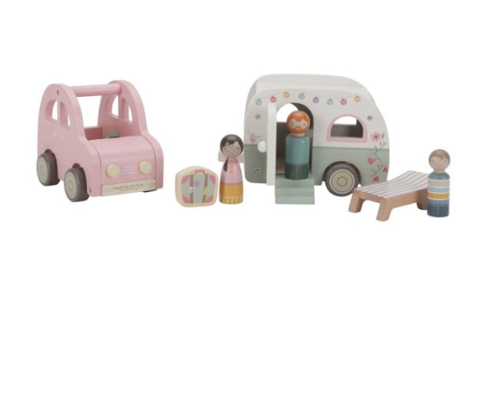 Voiture avec caravane