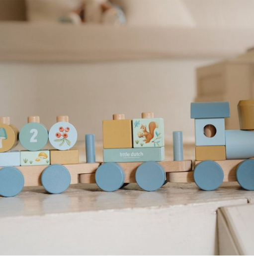 Train à blocs en bois