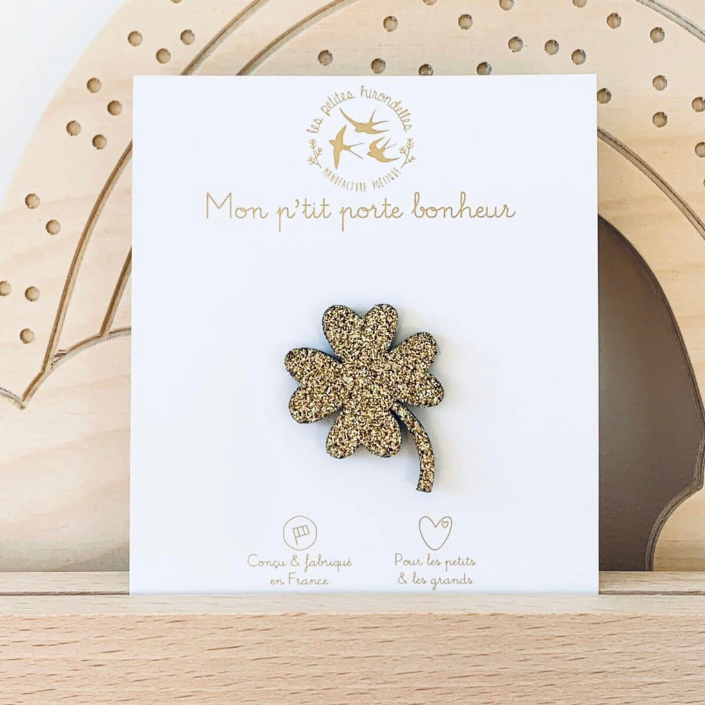 Broche trefle doré