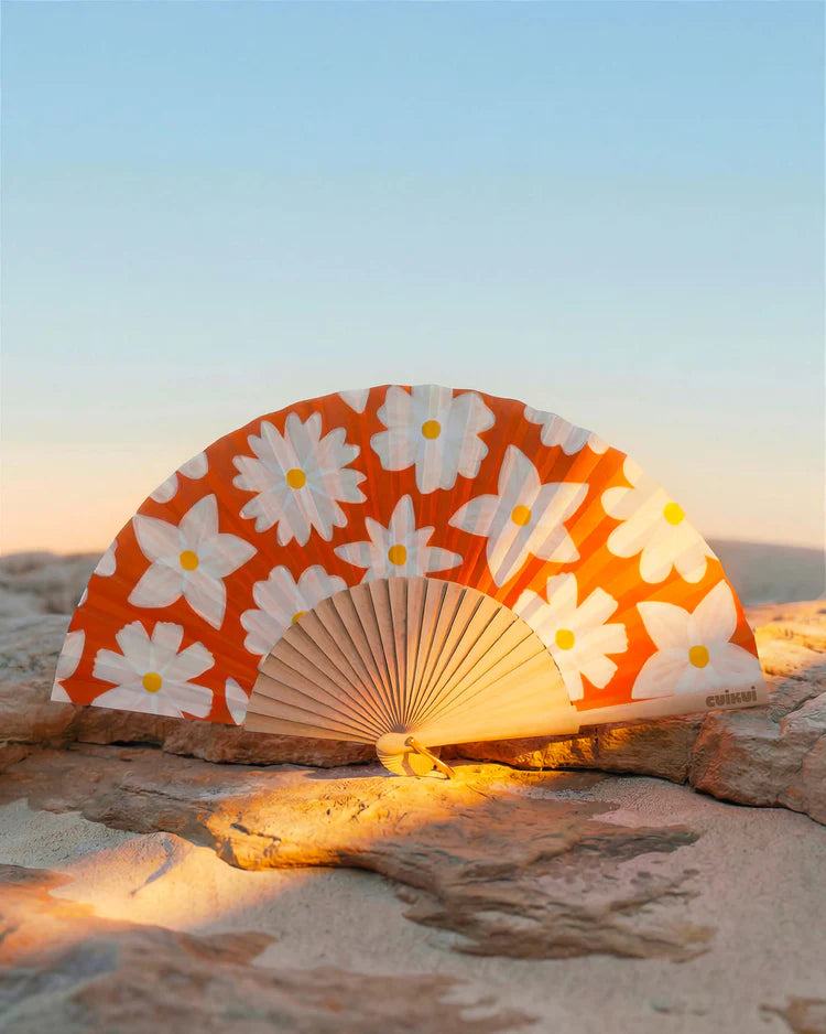 Éventail White Flowers