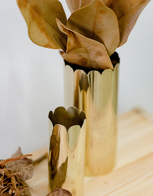 Vase doré en laiton